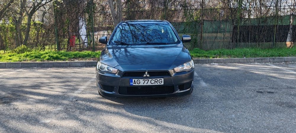 Mitsubishi lancer