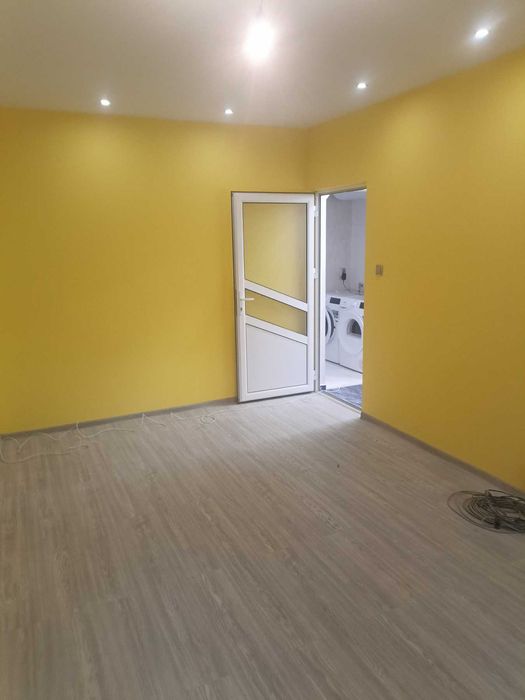 Дава се под наем Двустаен апартамент в Разград, Орел - 62 кв.м за 280.5 € - Снимка #5