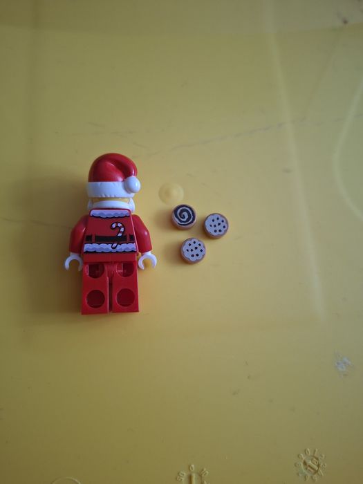 Продам лего фигурку