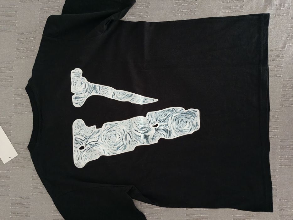 Vlone тениска – черна, стилна, без забележки