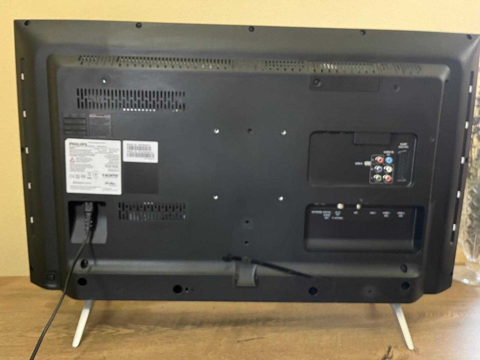 Televizor Philips 32PFS6402/12 – 32”, Full HD, Ambilight, Android TV