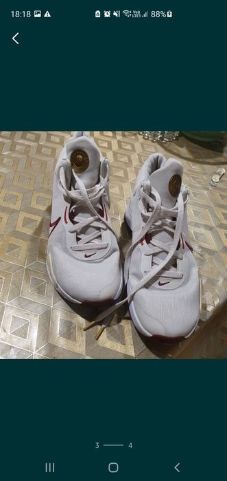 Привет продавам Нике