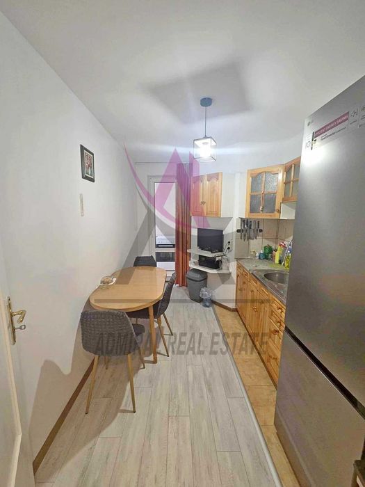 Дава се под наем Четиристаен апартамент в Варна, Колхозен пазар - 90 кв.м за 614 € - Снимка #1