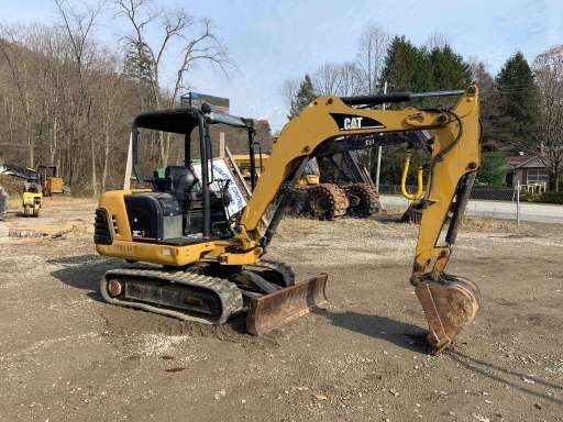 Cilindru Compactor de inchiriat 16t/Inchiriere Utilaje Constructii