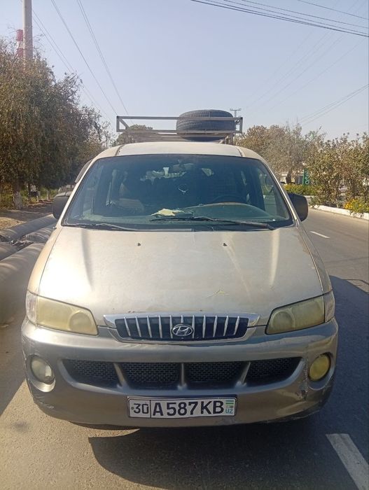 Hyundai Starex sotiladi