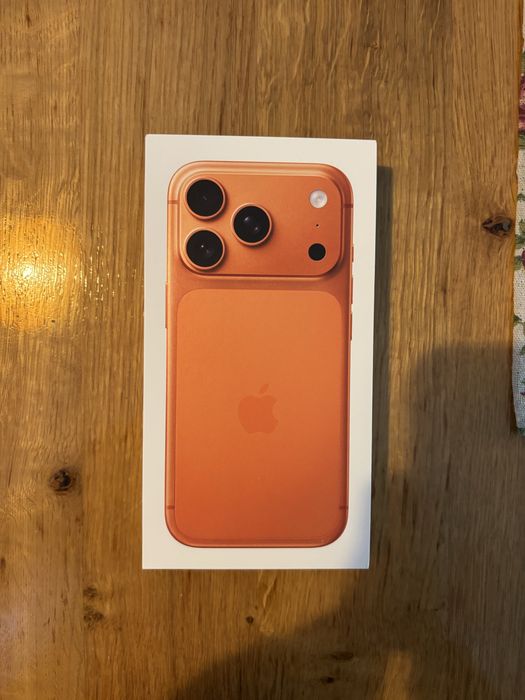 Iphone 17 pro 512gb Cosmic Orange, nou sigilat, inca in garantie