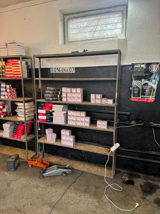 Продам витрины недорого