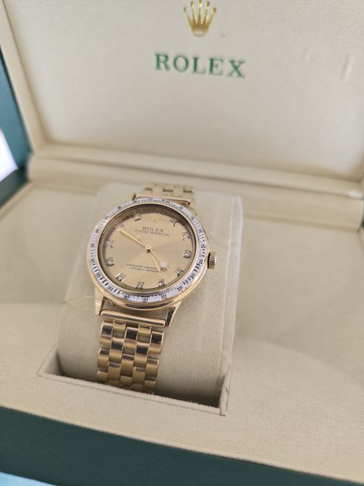 Продам Золотые Ролексы с браслетом
Вес 52 грамм