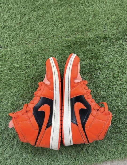 Nike air jordan 1 mid 44