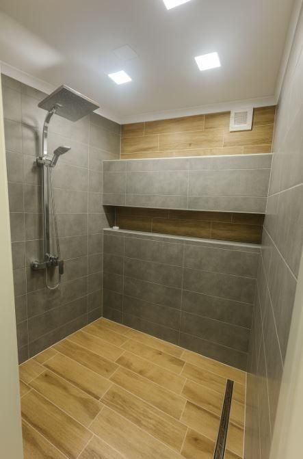 Дава се под наем Тристаен апартамент в Варна, м-т Траката - 100 кв.м за 650 € - Снимка #6