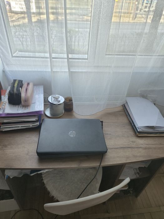 Vând birou+scaun+biblioteca