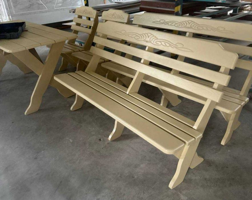 Продается садовая мебель деревянная