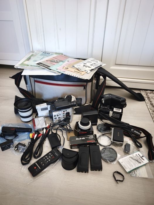 Canon Canonvision EX1 Hi8 Camera Video