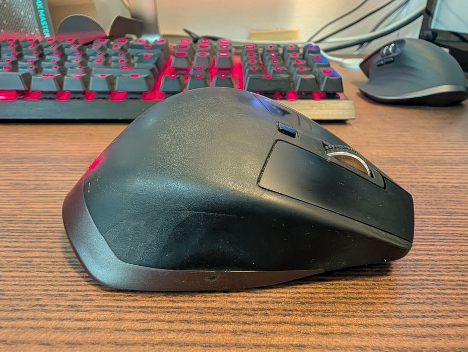 Професионална Мишка Logitech MX Master в много добро състояние