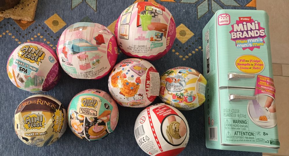 Frigider Mini Brands