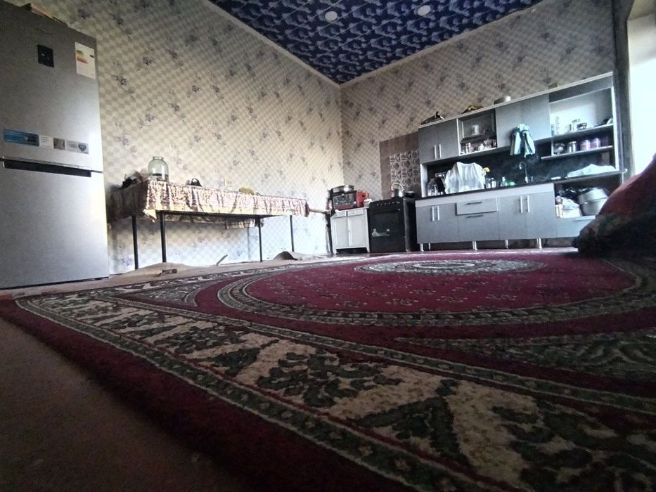 Karmanada hovli sotiladi
