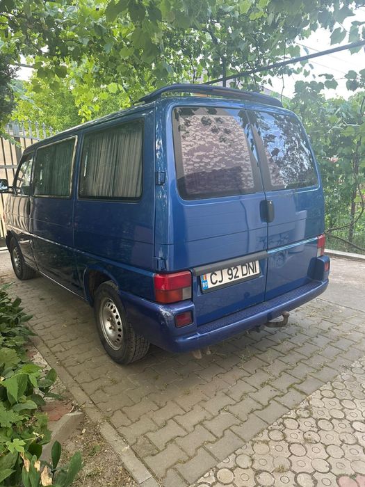 VW t4 pentru piese de schimb.