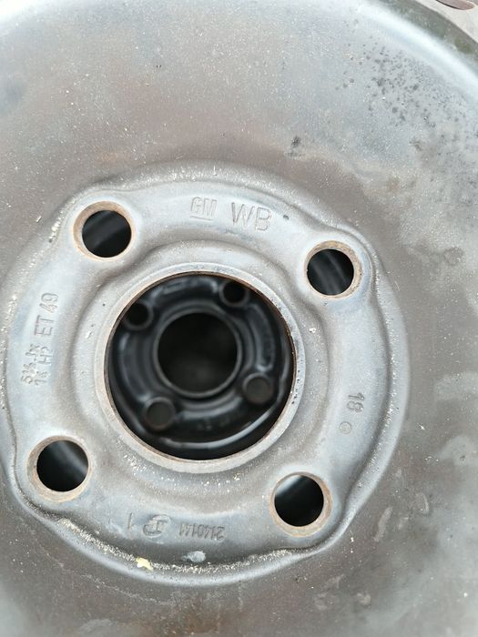 Резервна гума Опел 14 цола 4х100 ет 49