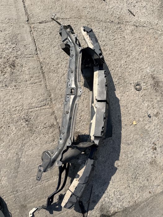 Trager bmw e60 e61 armatura fata bmw e60 e61