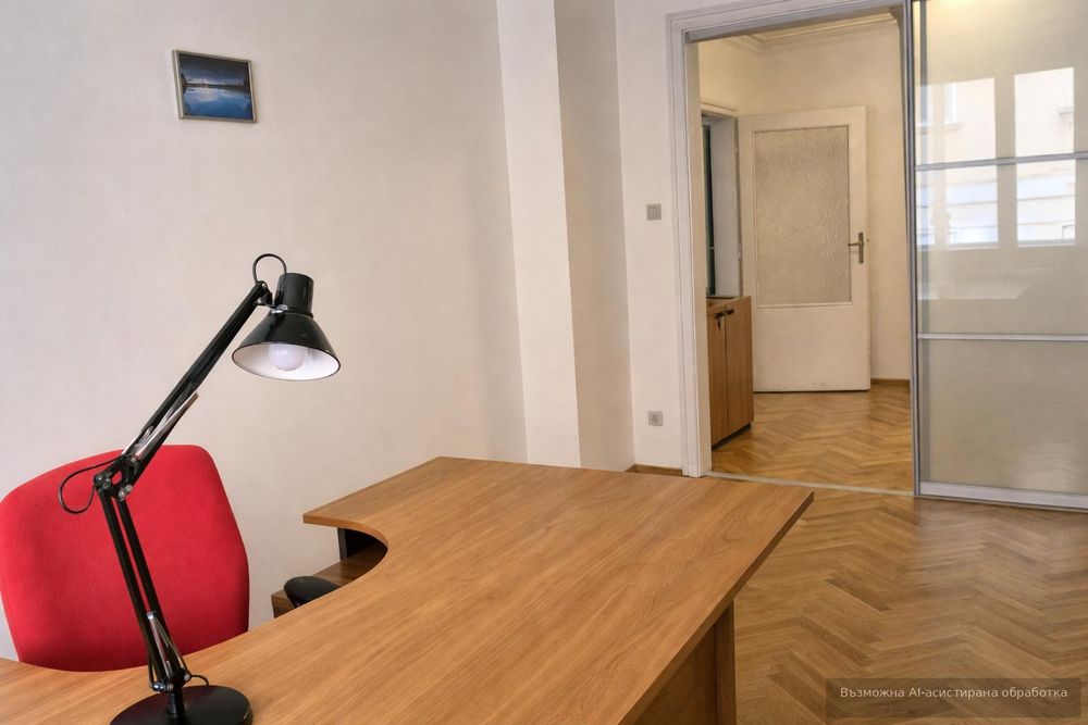 Дава се под наем Двустаен апартамент в София, Център - 55 кв.м за 598.23 € - Снимка #1