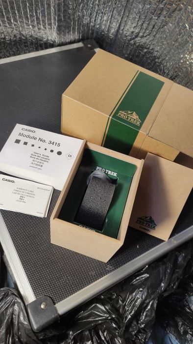 Продам коробки для разных часовых брендов.