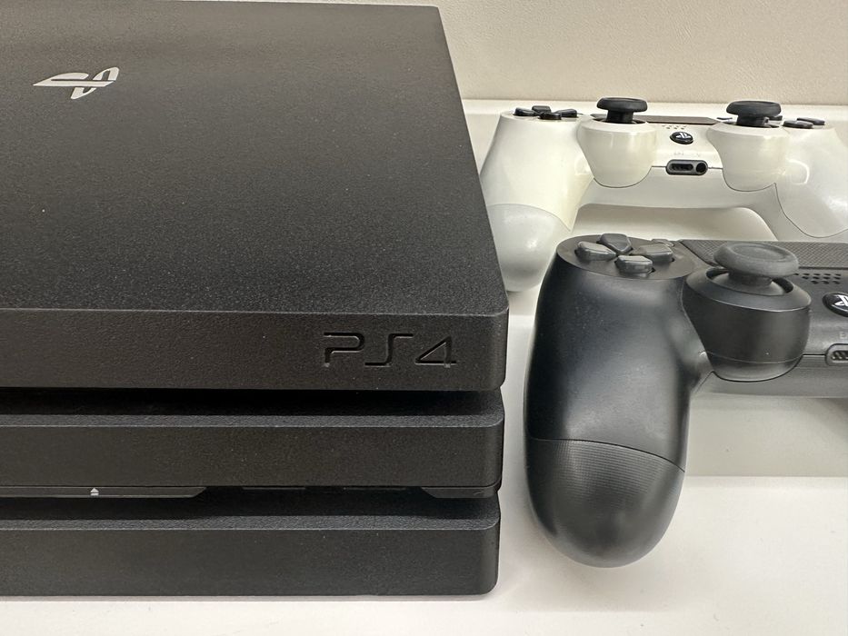 Sony Playstation ps4 pro