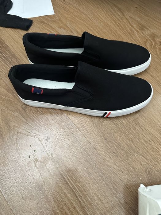 Продам кеды 44-45 размер