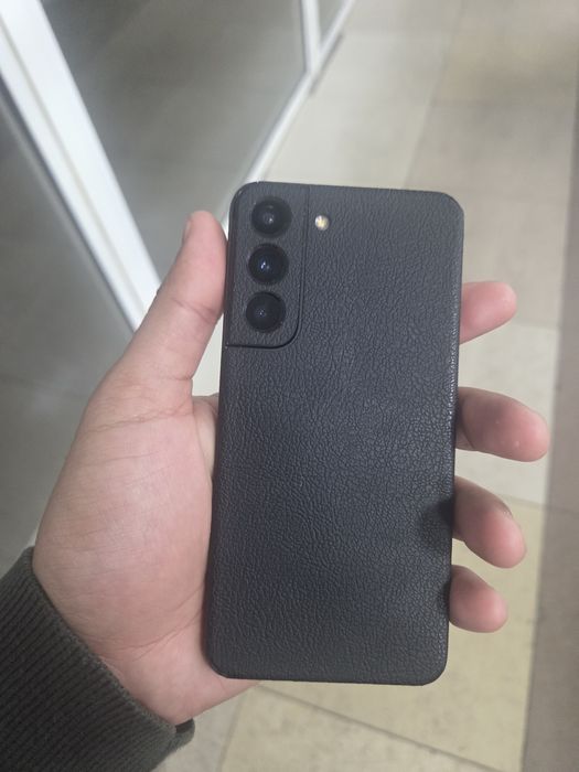 Samsung  S22.Память 256гб.