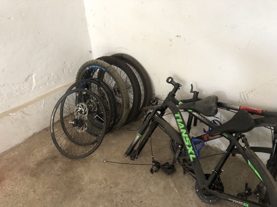 Велосипед рама, диск , продам