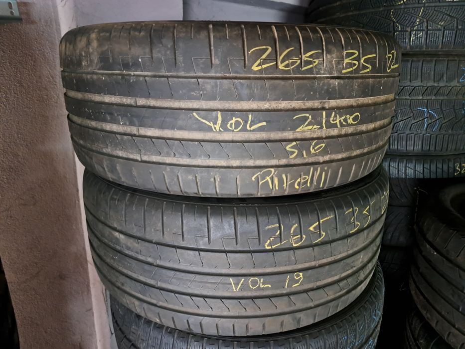 2 anvelope 265/35 R22 Pirelli