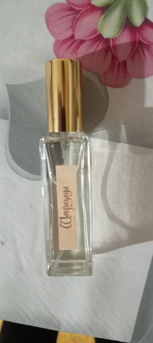 Продам парфюм разный