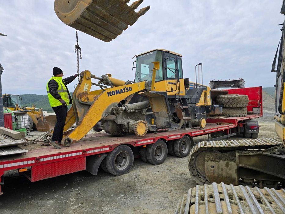 Piese Komatsu WA470-5H distribuitor