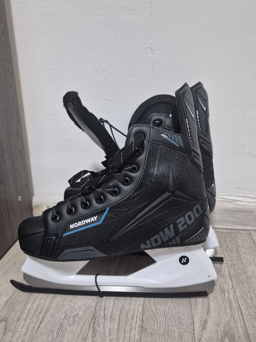 Продам коньки за 17000