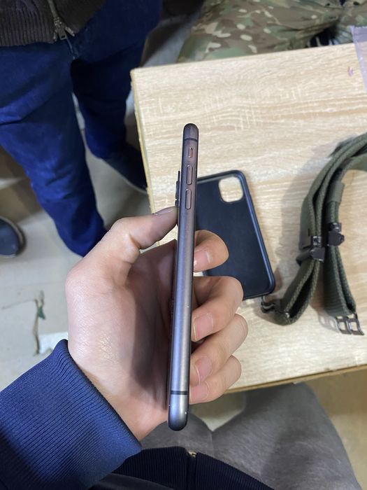 Айфон 11 сатылады