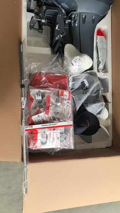 15 ot kuchli, lodka mator yangi, 2 taktli, uzun dumli, kuchlisi.