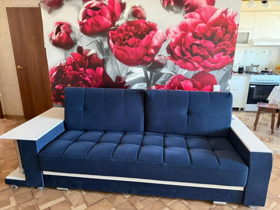 Продам диван в хорошем состояниии