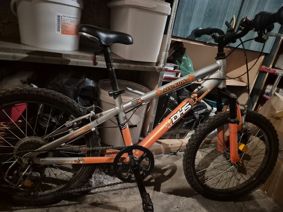 Vând biciclete pentru copii