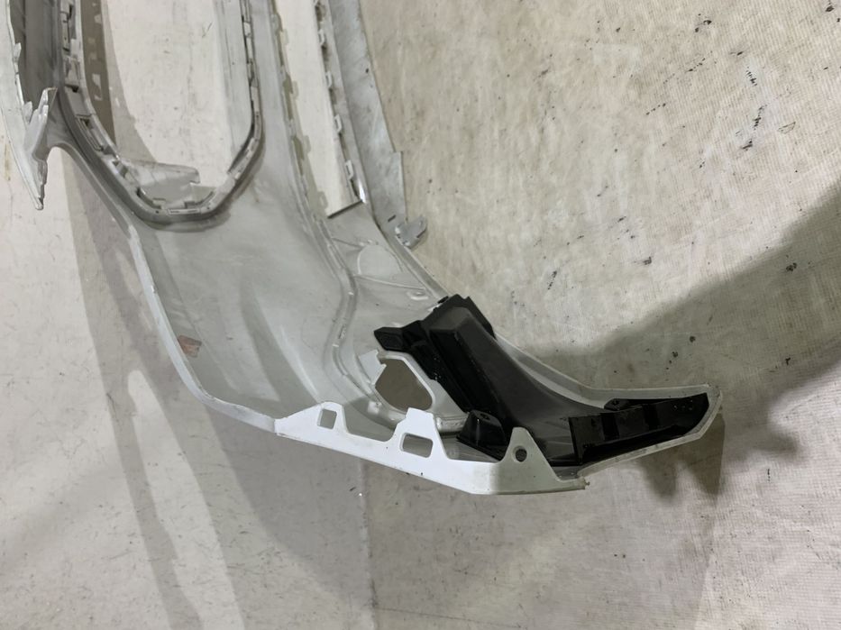 Bara fata Ford Focus 4, facelift, 2022, 2023, 2024, 2025, cod origine OE NX7B-17757-A, in stare foarte buna.