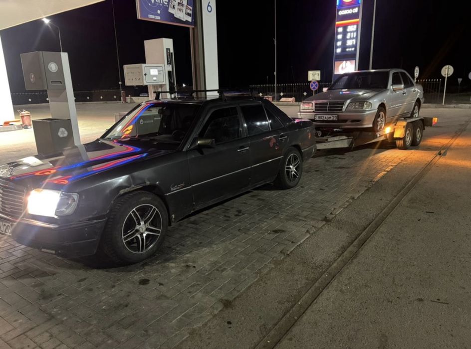 Услуги эвакуатора 24/7