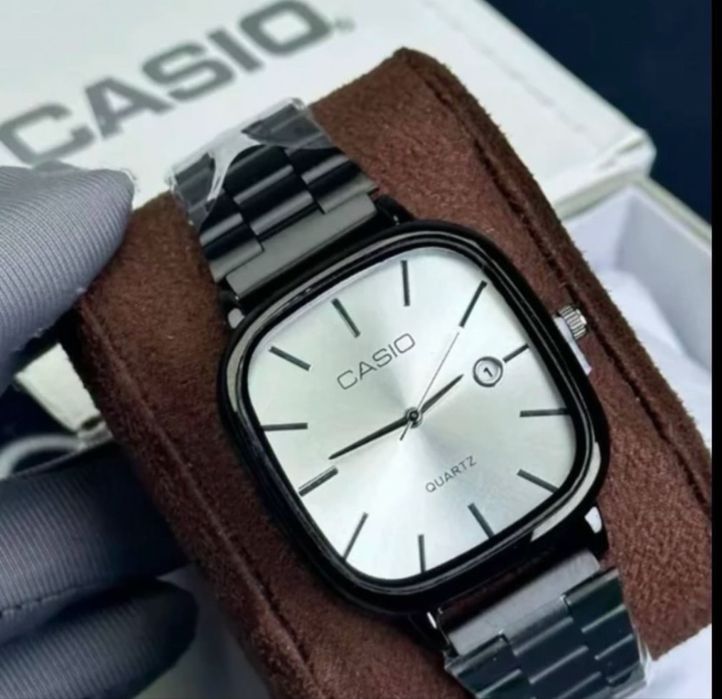 Кварцевый Casio 12000 теңге