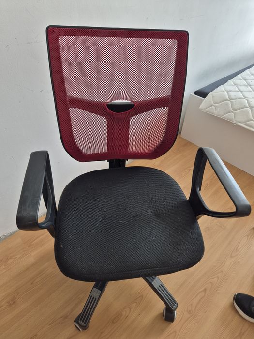 Кресло рабочее бу