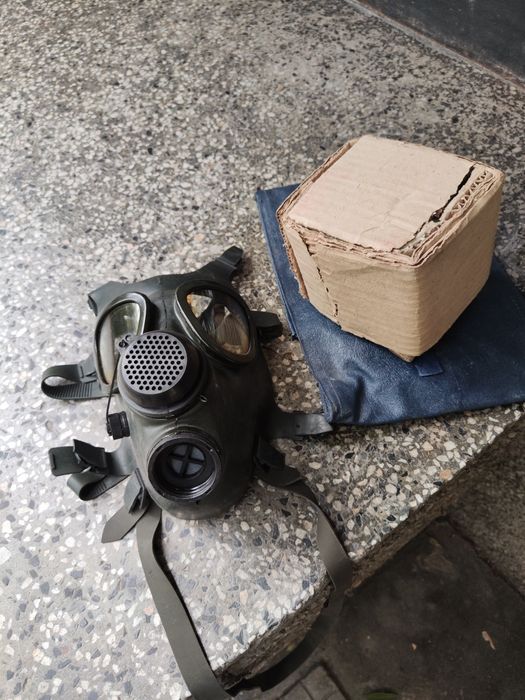 Противогаз чисто нов