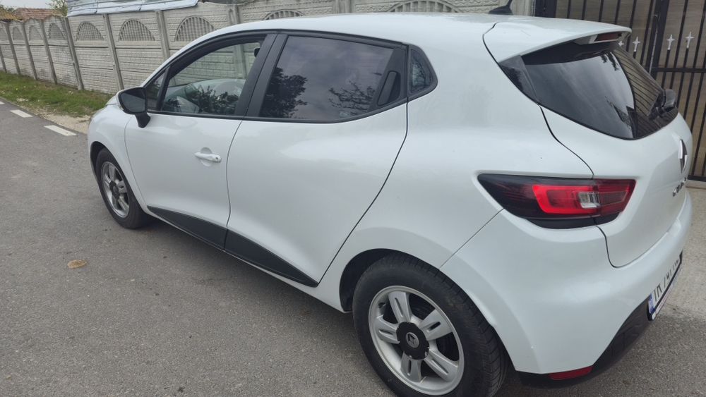 Vând renault clio 4