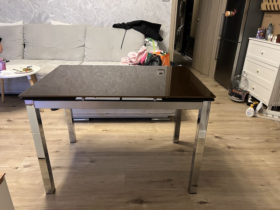 Masa de sticla extensibila