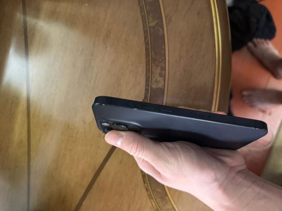 IPhone 15 pro 256гб