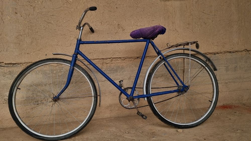 Ural velosiped sotiladi