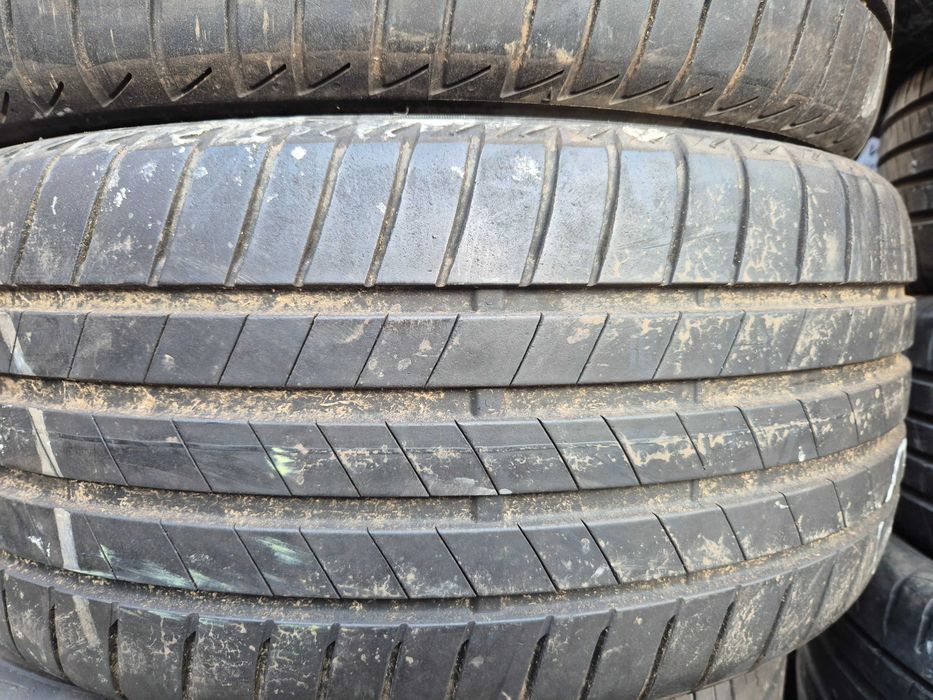 2 Anvelope de VARA - 225/45/17 - BRIDGESTONE - APP NOI - DOT 2019 !