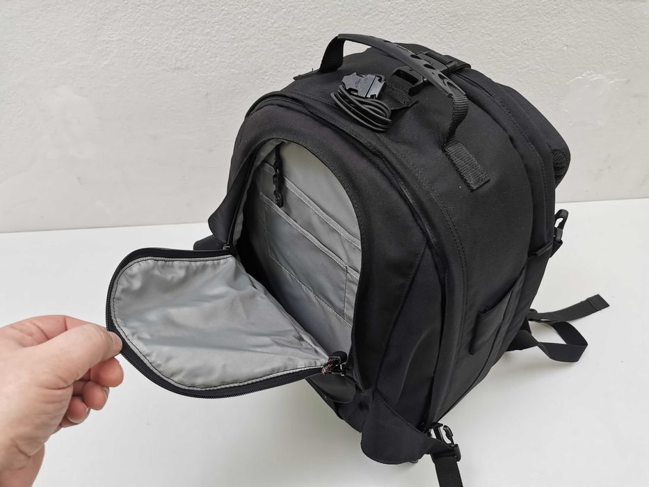 Lowepro CompuTrekker AW професионална раница за фотоапарати с обективи, лаптоп и статив