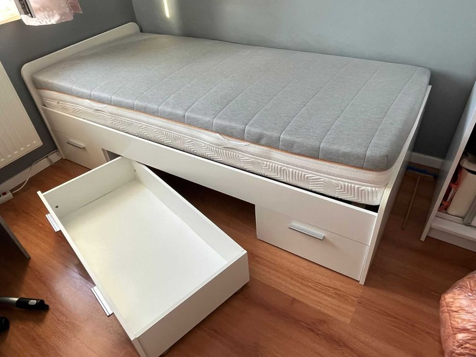 Pat dormitor 90 x 200