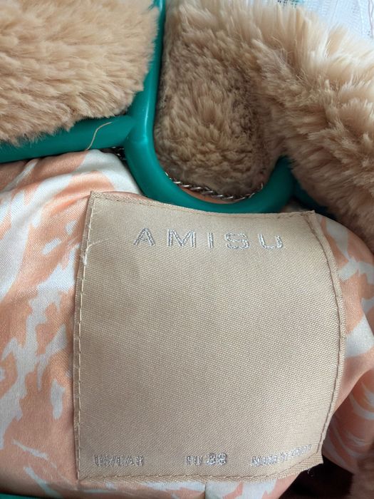 Продам Amisu шубка